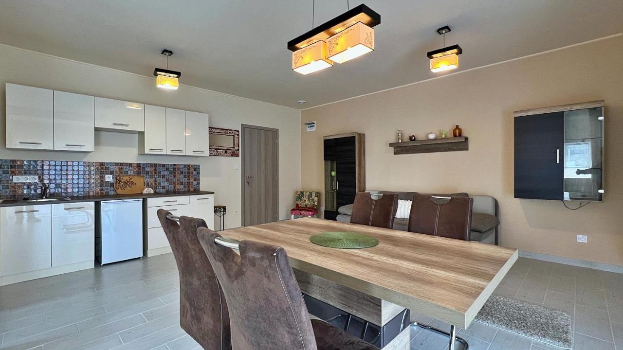 Gardencity Apartmanhaz Győr Kültér fotó